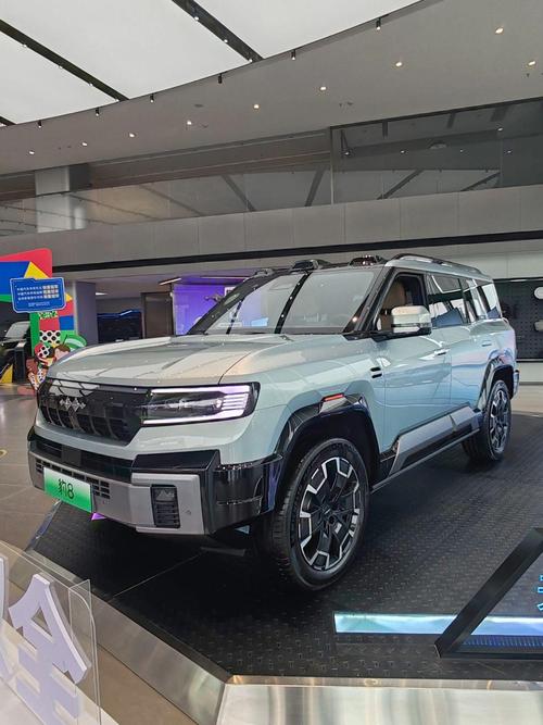 广州荔湾区鑫欧乐企业管理咨询比亚迪方程豹硬派越野的爆款，英菲尼迪35周年与你共成长